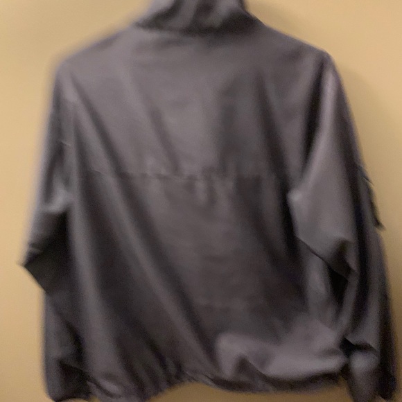 Gap windbreaker - Picture 4 of 4